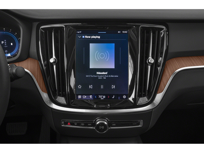 2024 Volvo S60 Core Dark Theme