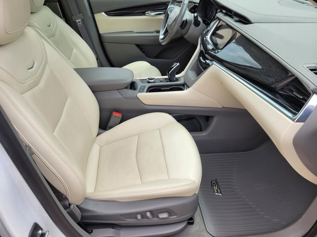 2021 Cadillac XT6 Premium Luxury