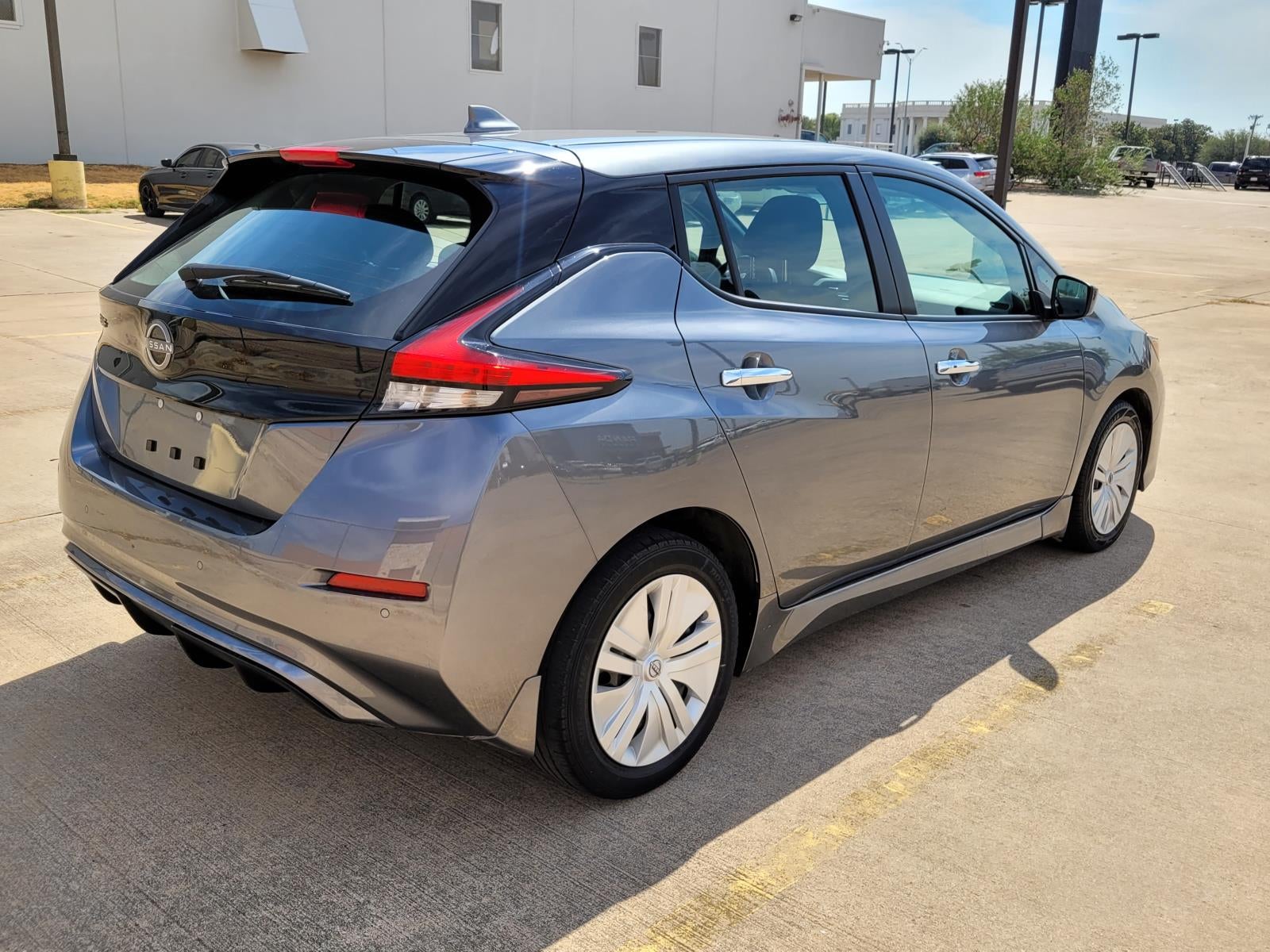 2023 Nissan LEAF S