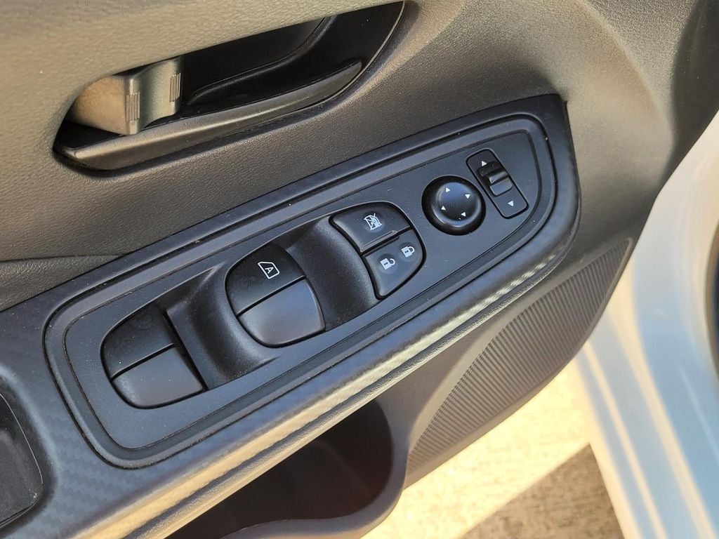 2022 Nissan Versa S