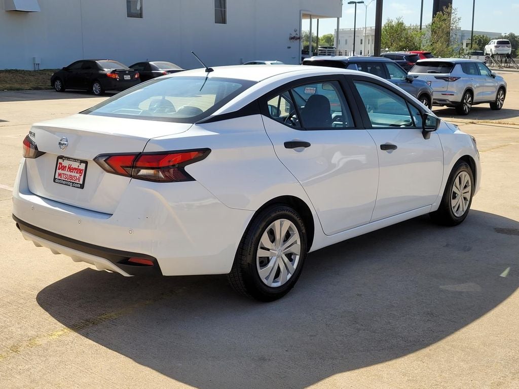 2022 Nissan Versa S