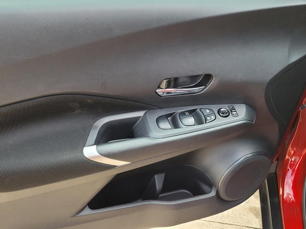 2022 Nissan Kicks SV