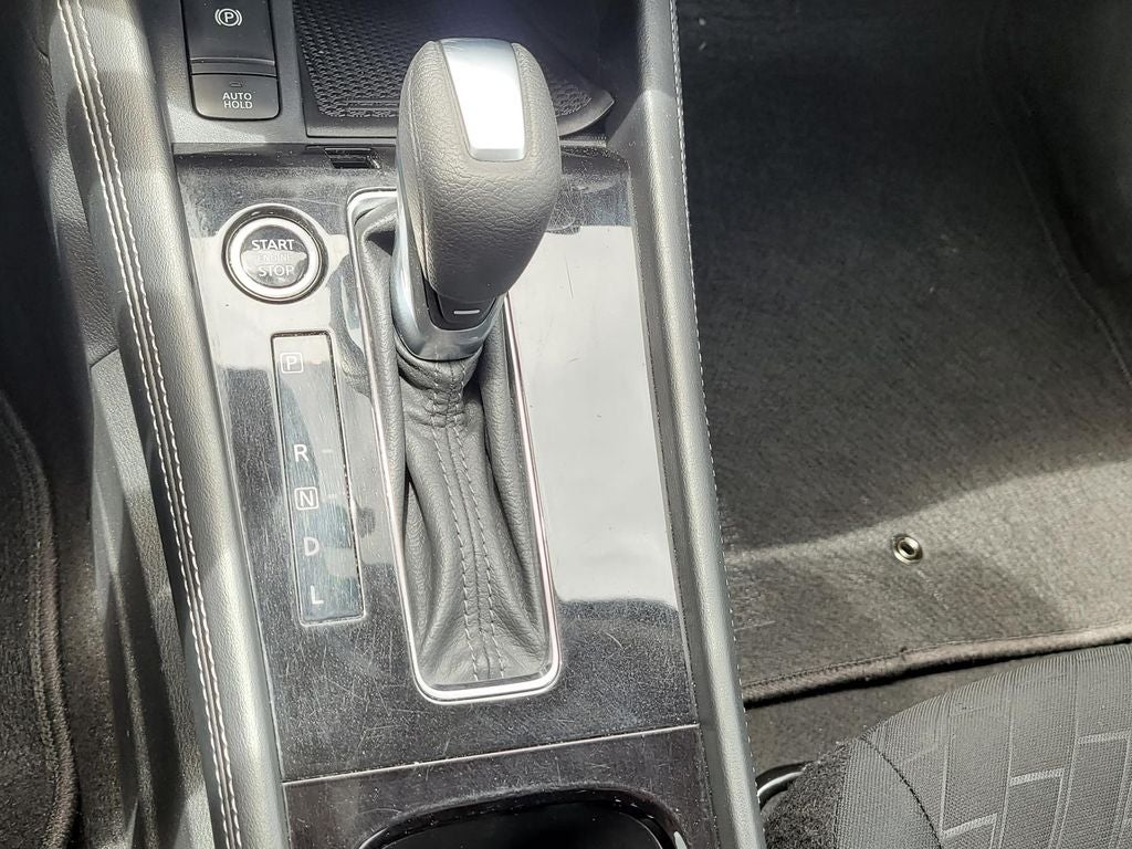 2022 Nissan Kicks SV