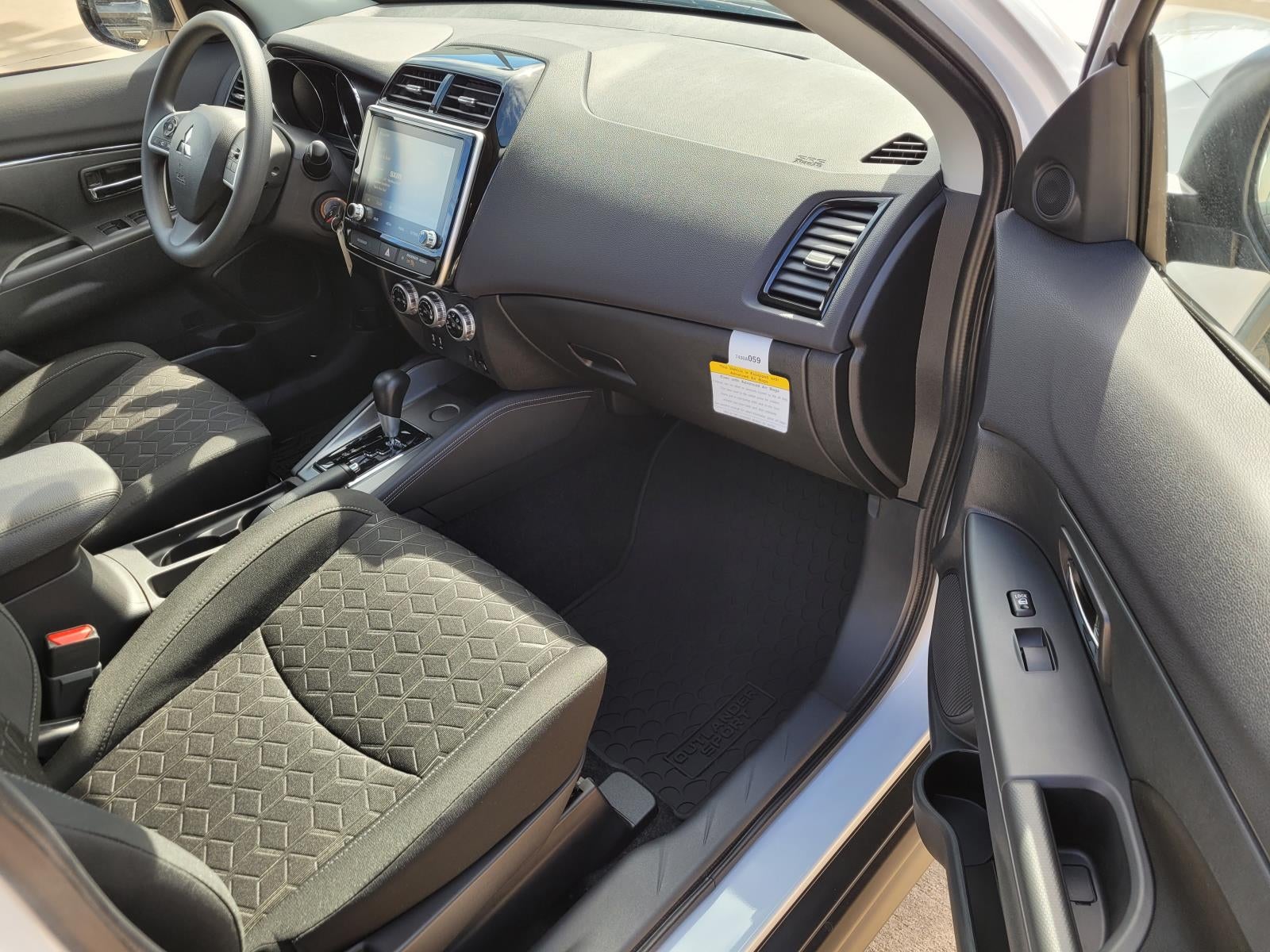 2027 Mitsubishi Outlander Sport ES