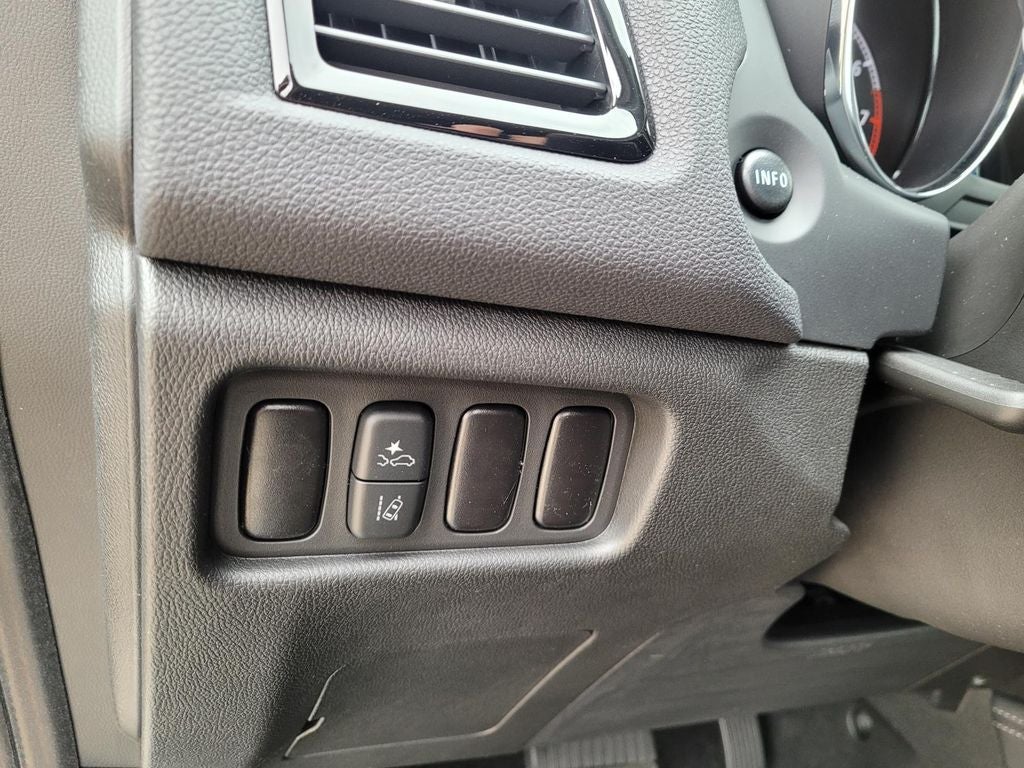 2026 Mitsubishi Outlander Sport ES