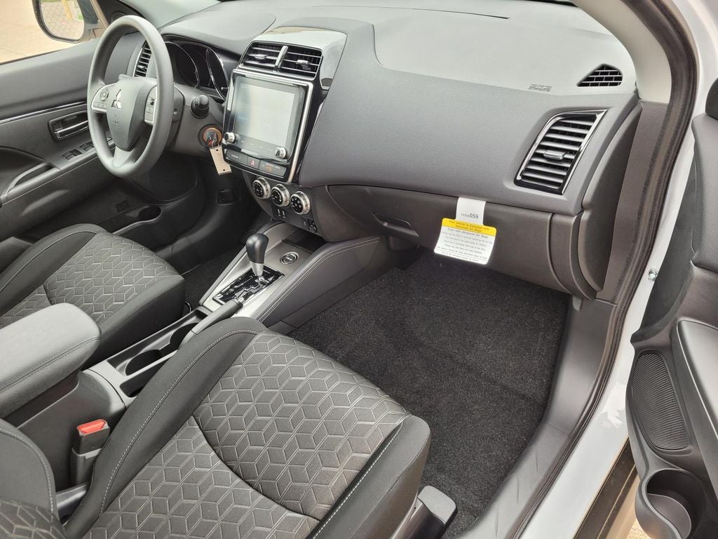 2026 Mitsubishi Outlander Sport ES