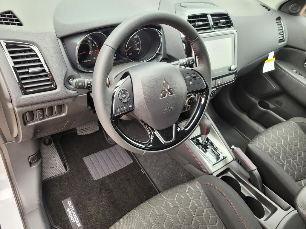 2026 Mitsubishi Outlander Sport LE