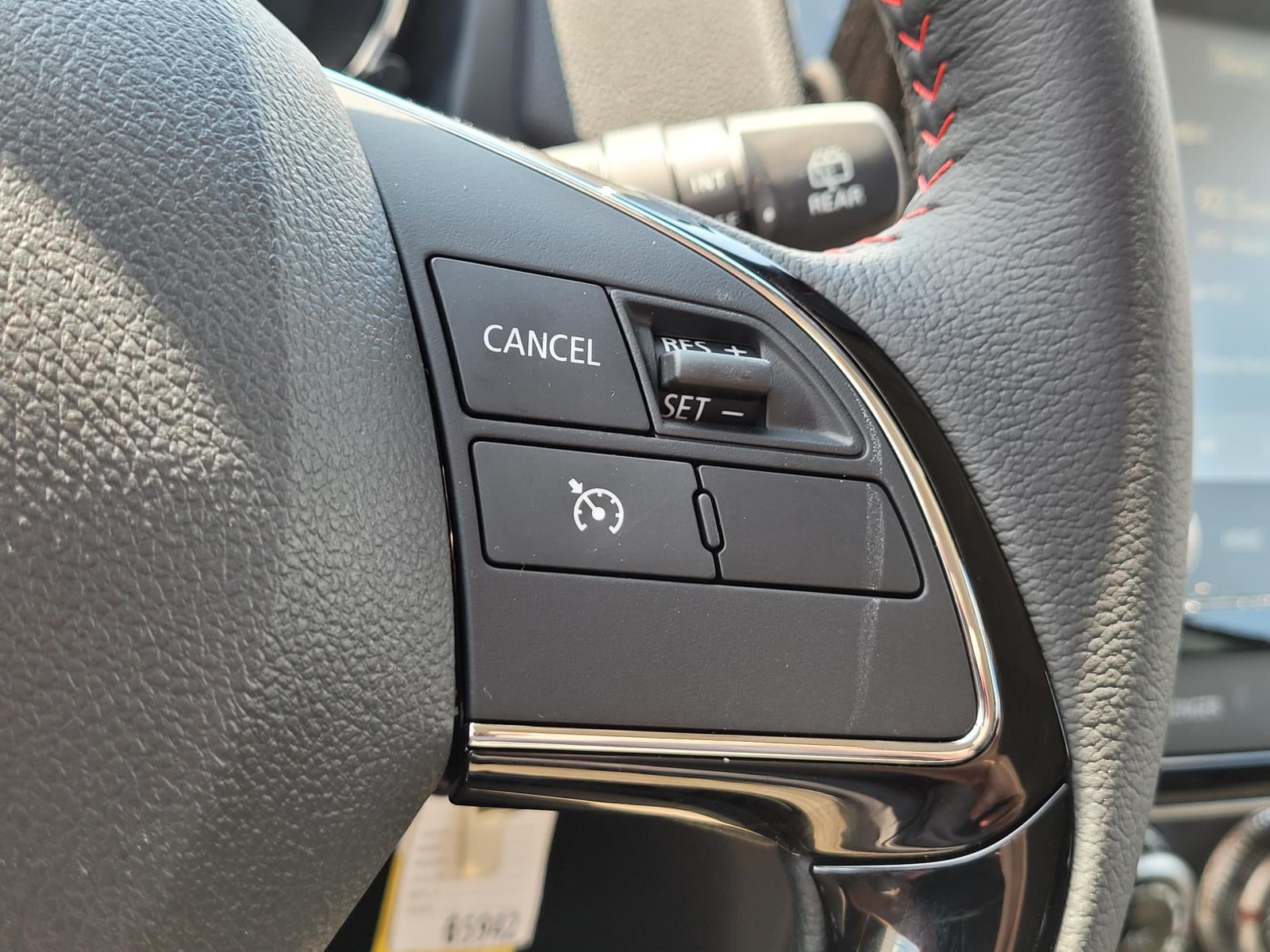 2027 Mitsubishi Outlander Sport LE