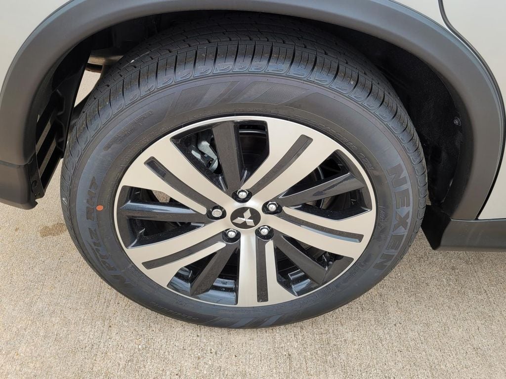 2026 Mitsubishi Outlander Sport ES