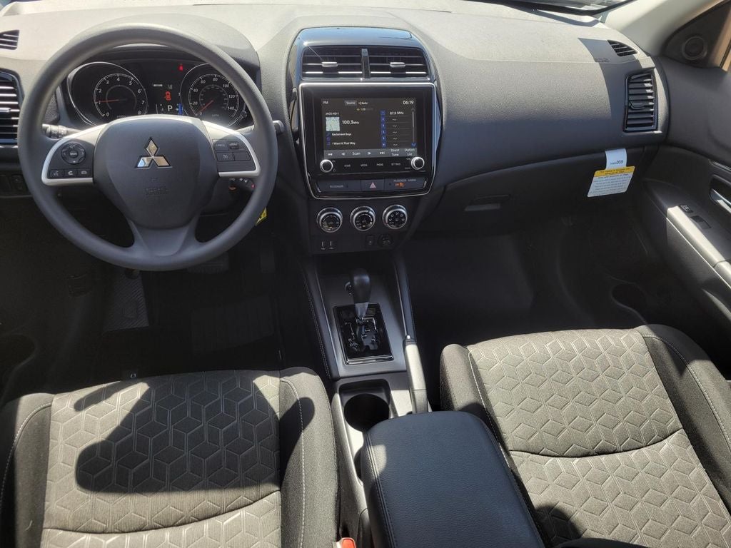 2026 Mitsubishi Outlander Sport ES