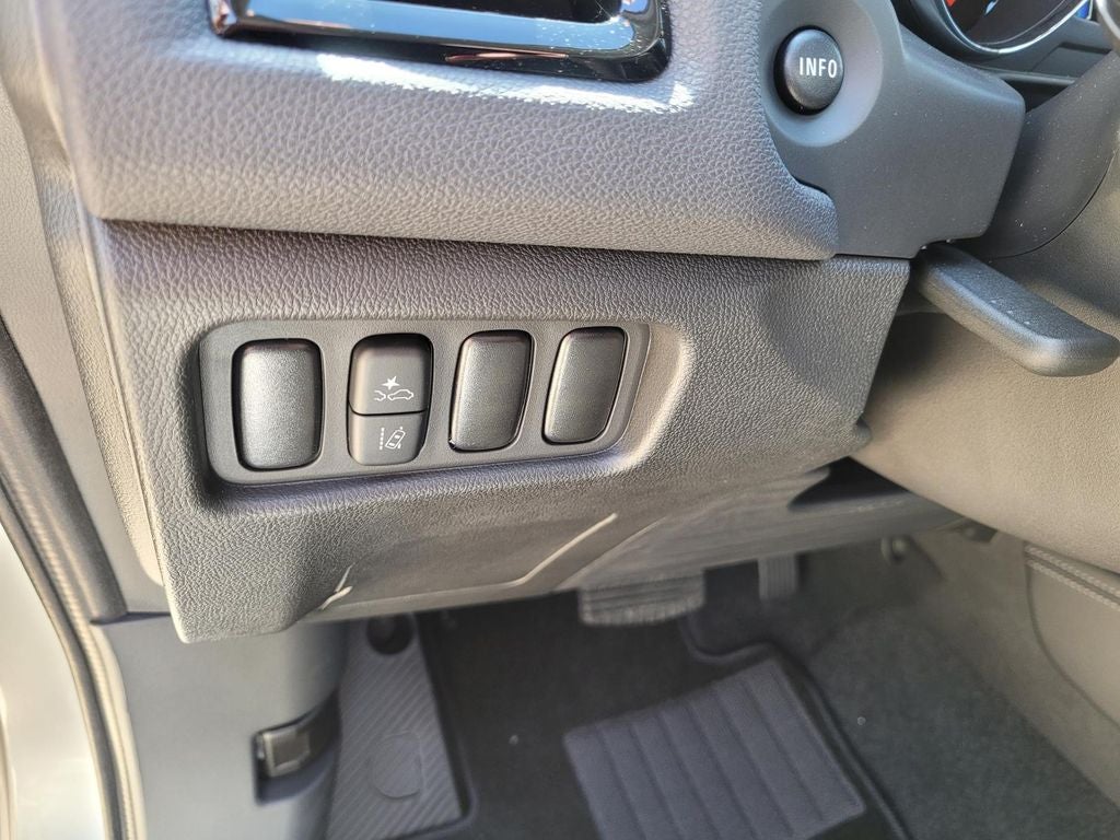 2026 Mitsubishi Outlander Sport ES