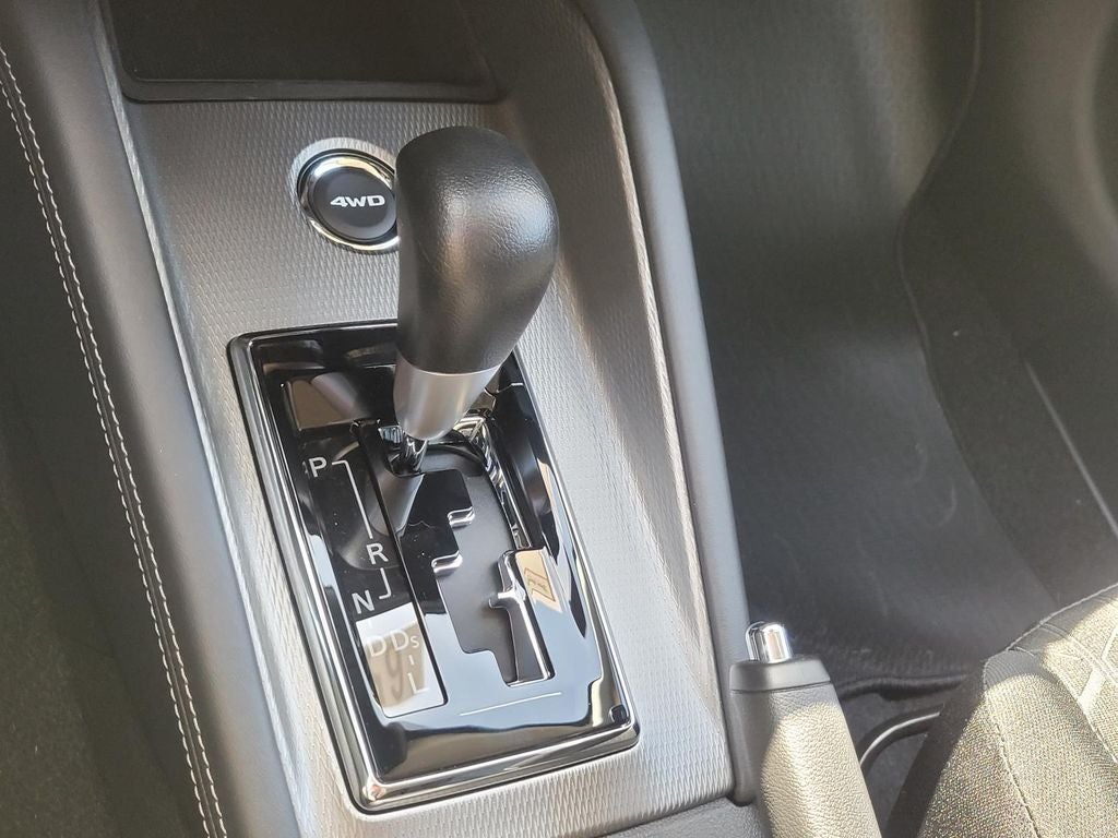 2026 Mitsubishi Outlander Sport ES