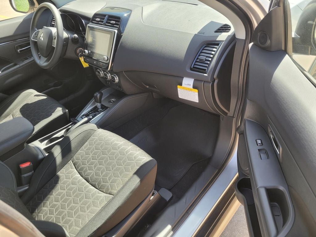 2026 Mitsubishi Outlander Sport ES