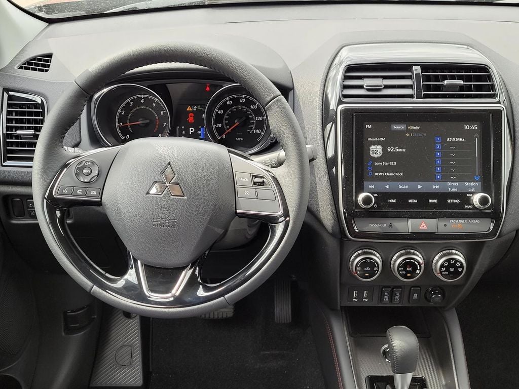 2026 Mitsubishi Outlander Sport SE