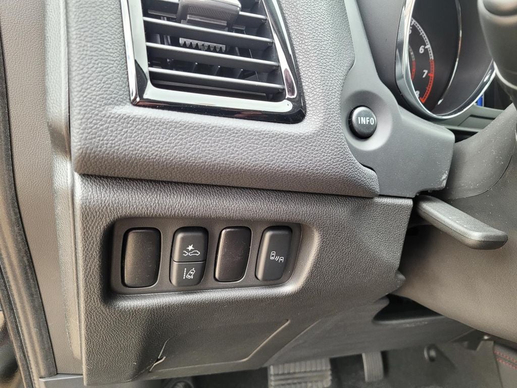 2026 Mitsubishi Outlander Sport SE