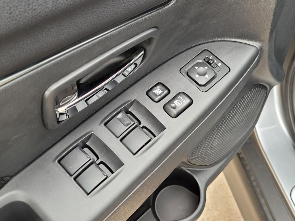 2026 Mitsubishi Outlander Sport ES