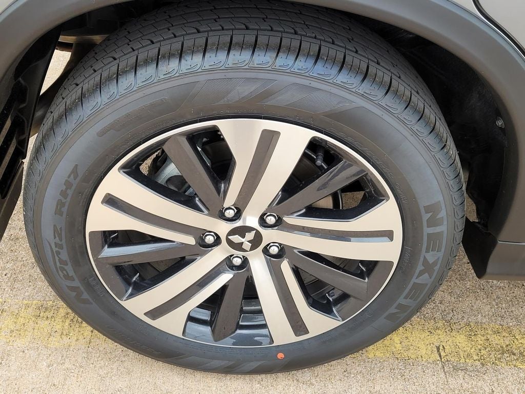 2026 Mitsubishi Outlander Sport ES