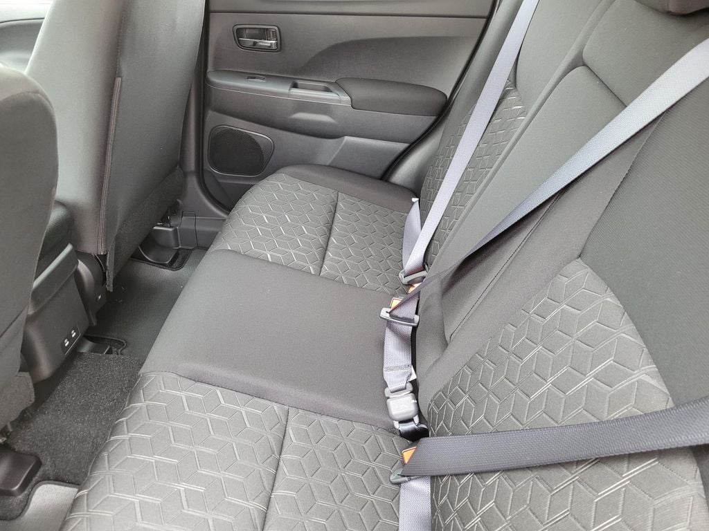 2026 Mitsubishi Outlander Sport LE