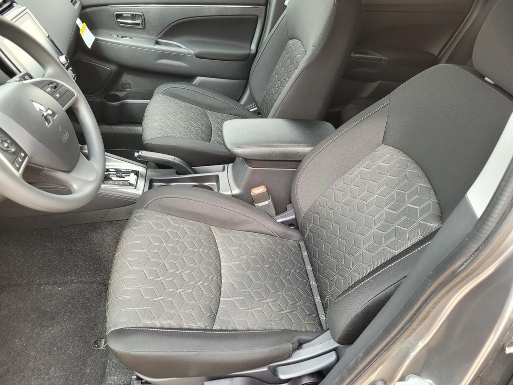 2026 Mitsubishi Outlander Sport ES