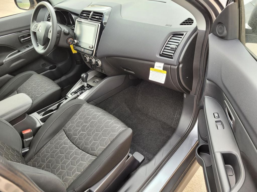 2026 Mitsubishi Outlander Sport ES