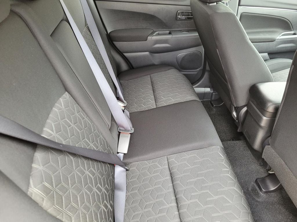 2026 Mitsubishi Outlander Sport ES