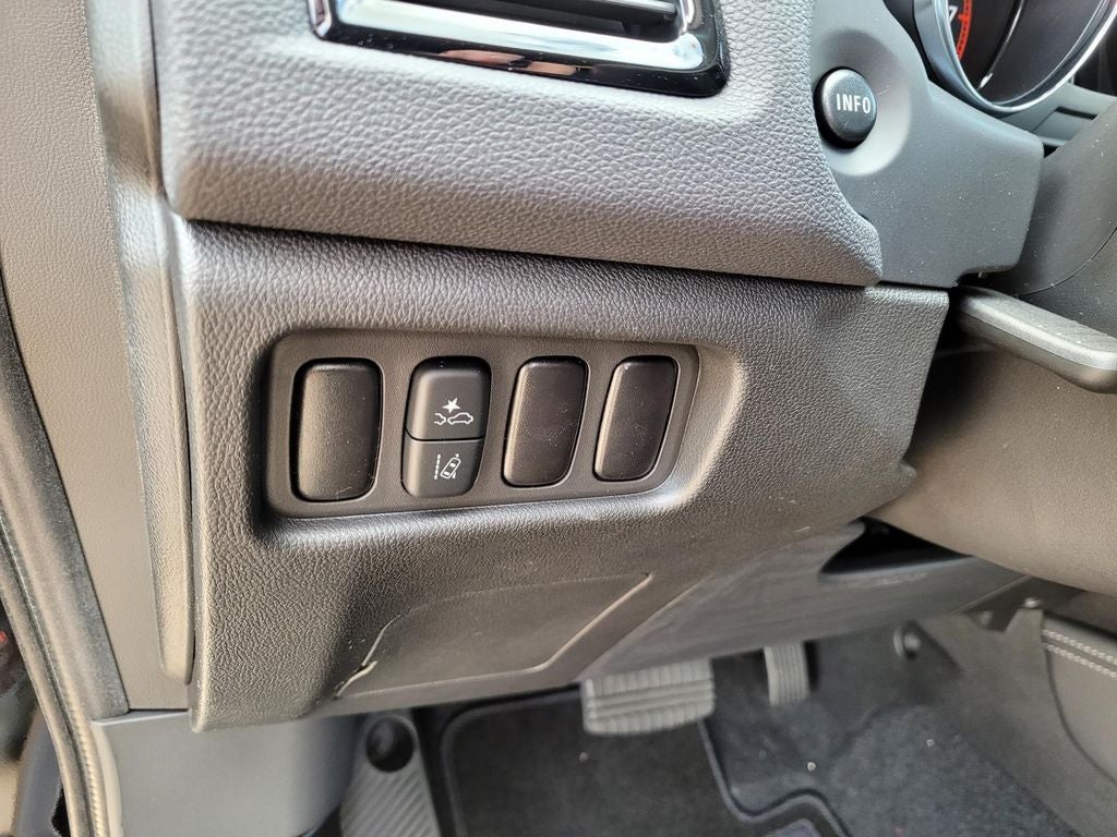 2026 Mitsubishi Outlander Sport ES