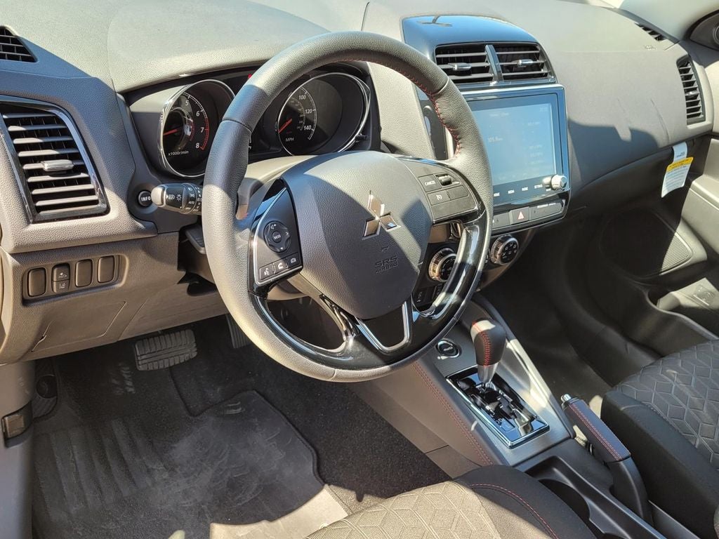 2026 Mitsubishi Outlander Sport LE