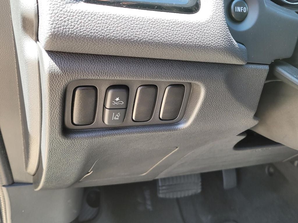 2026 Mitsubishi Outlander Sport LE
