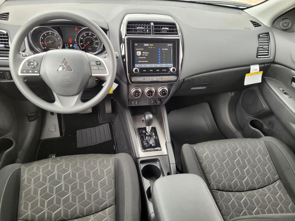 2026 Mitsubishi Outlander Sport ES