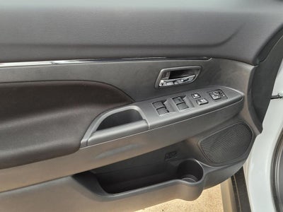 2026 Mitsubishi Outlander Sport ES