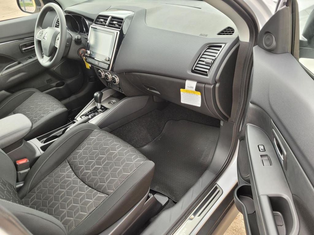 2026 Mitsubishi Outlander Sport ES