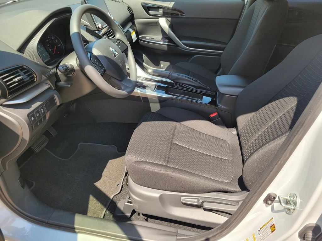 2026 Mitsubishi Eclipse Cross LE