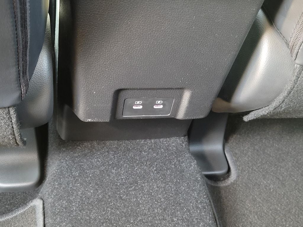 2026 Mitsubishi Eclipse Cross SE