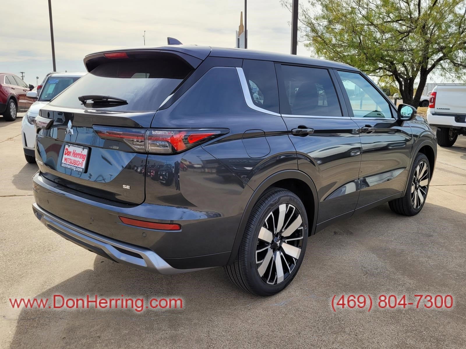 2026 Mitsubishi Outlander SE 2WD