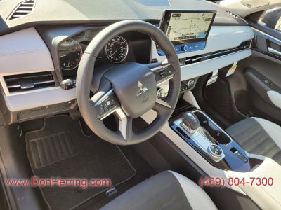 2026 Mitsubishi Outlander SE 2WD
