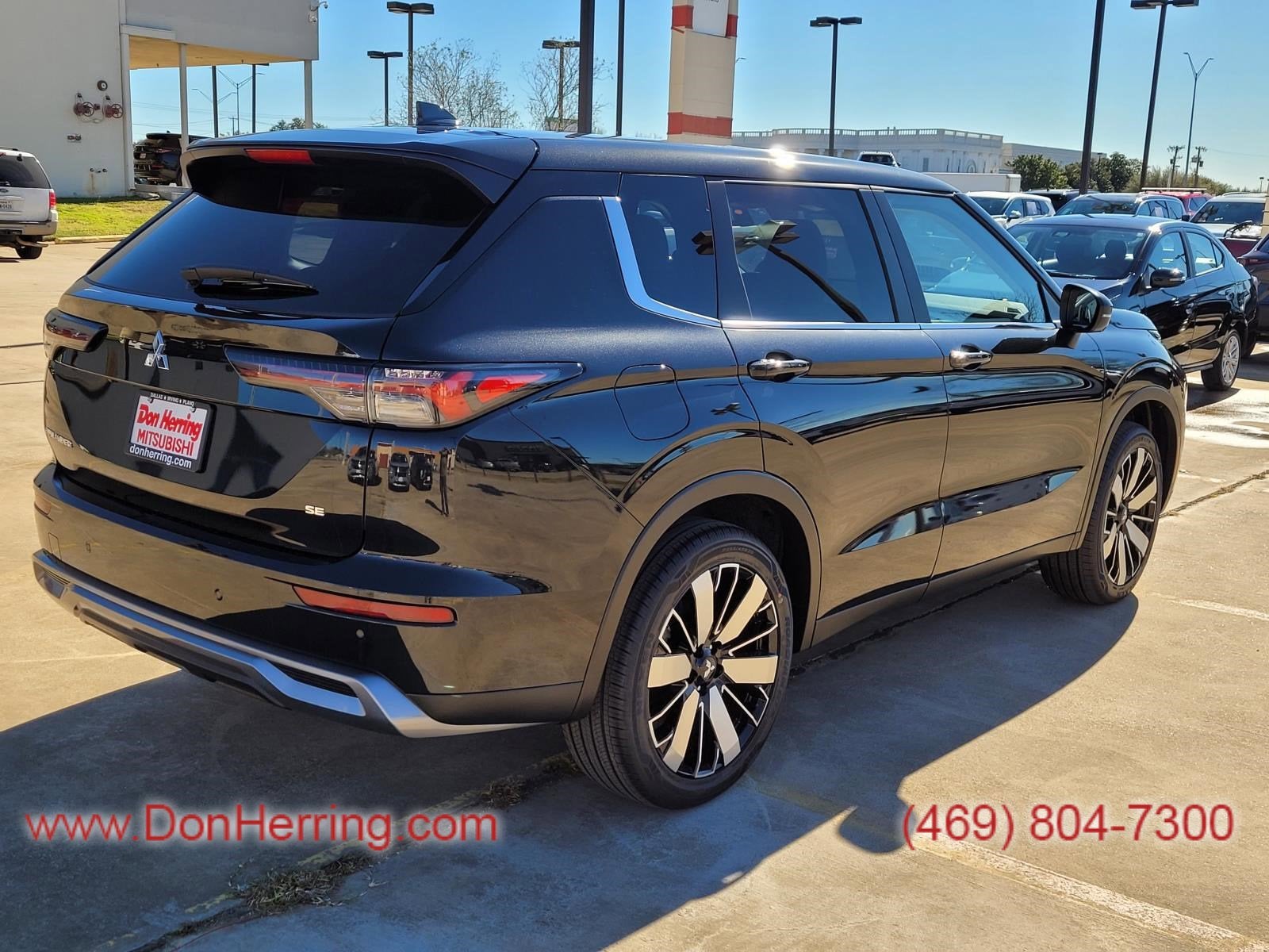 2026 Mitsubishi Outlander SE 2WD