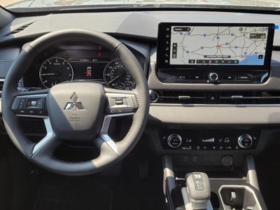 2026 Mitsubishi Outlander LE