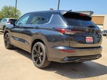 2026 Mitsubishi Outlander LE