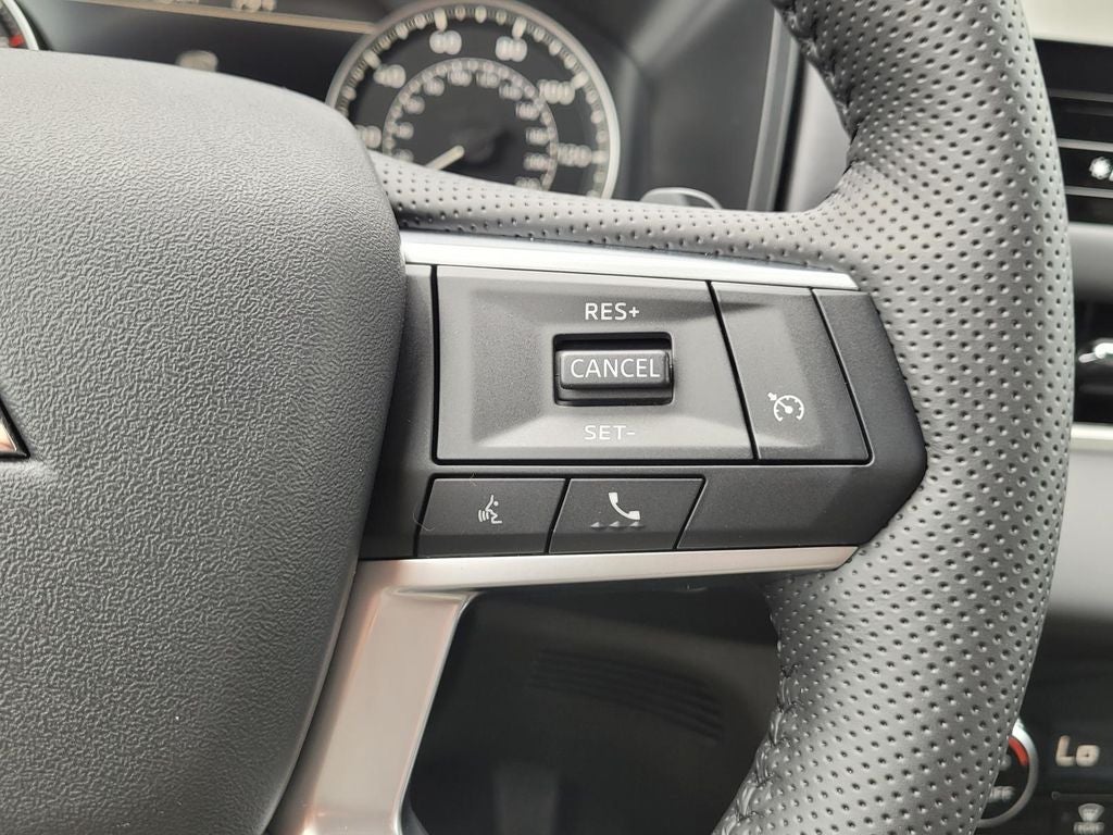 2026 Mitsubishi Outlander LE