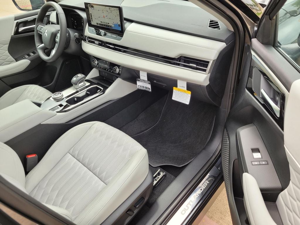 2026 Mitsubishi Outlander SEL