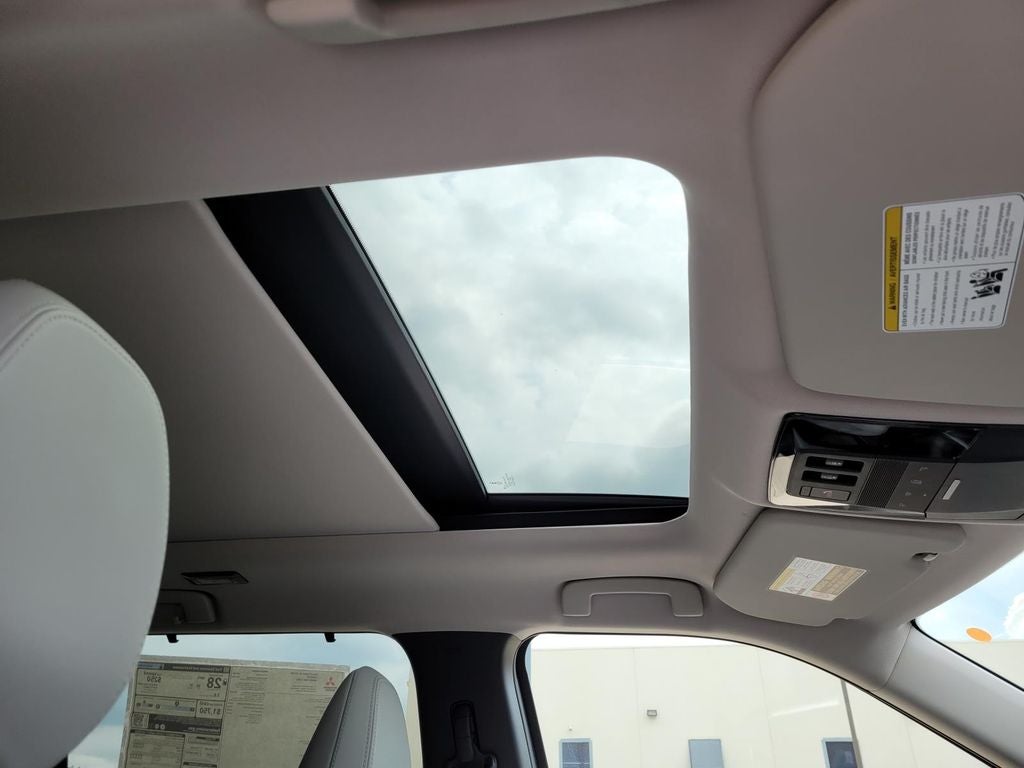 2026 Mitsubishi Outlander SEL