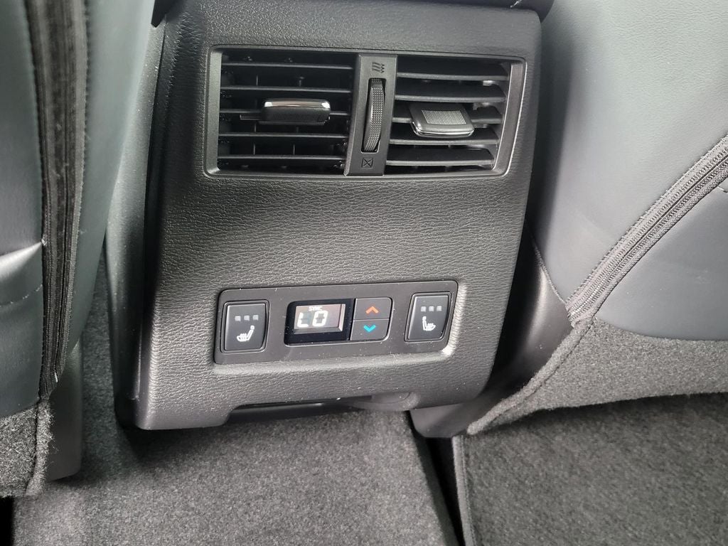 2026 Mitsubishi Outlander Black Edition