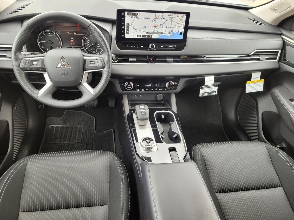 2026 Mitsubishi Outlander ES