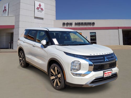 2026 Mitsubishi Outlander SE