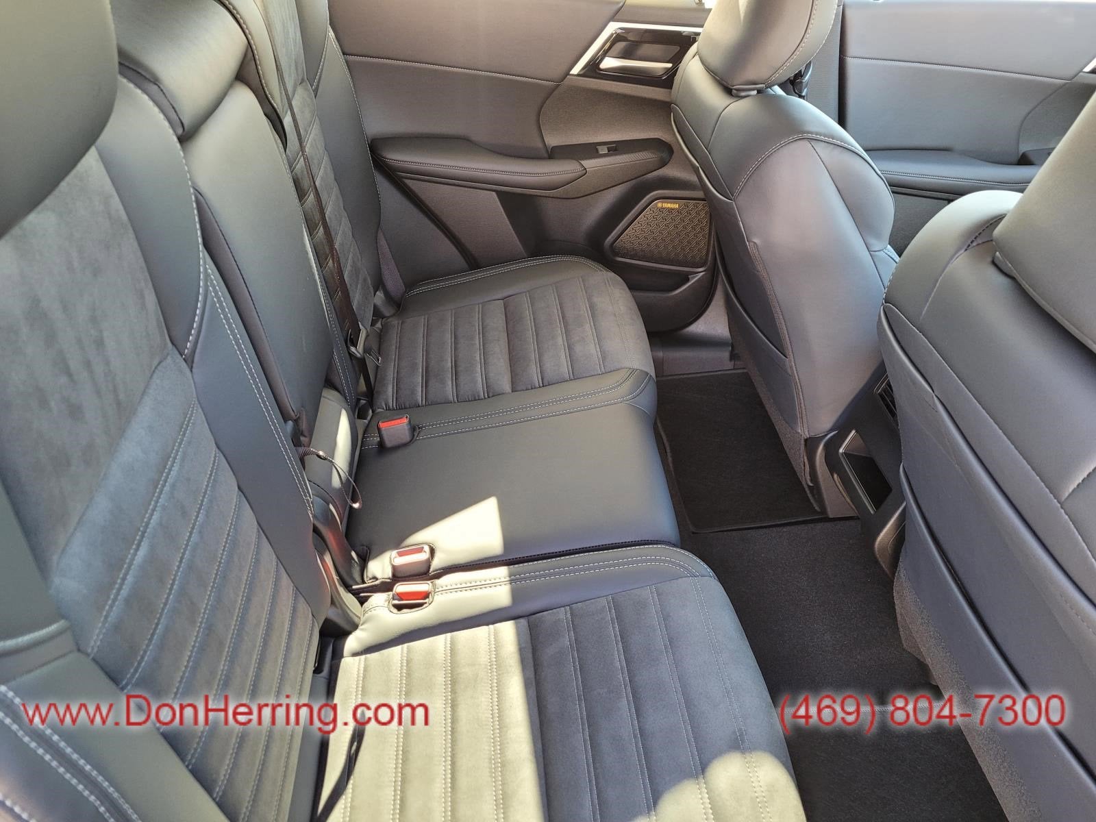 2026 Mitsubishi Outlander SE AWC