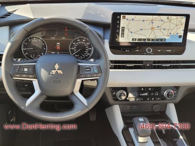 2026 Mitsubishi Outlander SE AWC