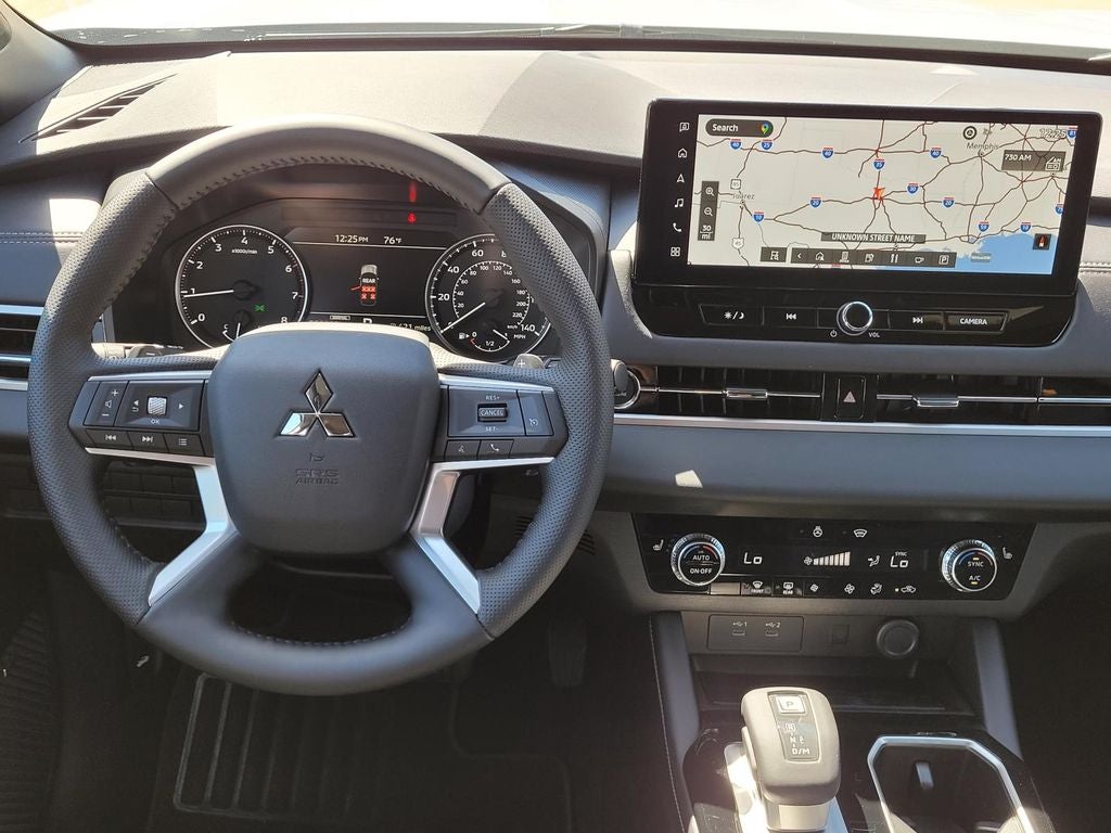 2026 Mitsubishi Outlander LE