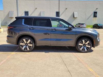 2026 Mitsubishi Outlander SEL