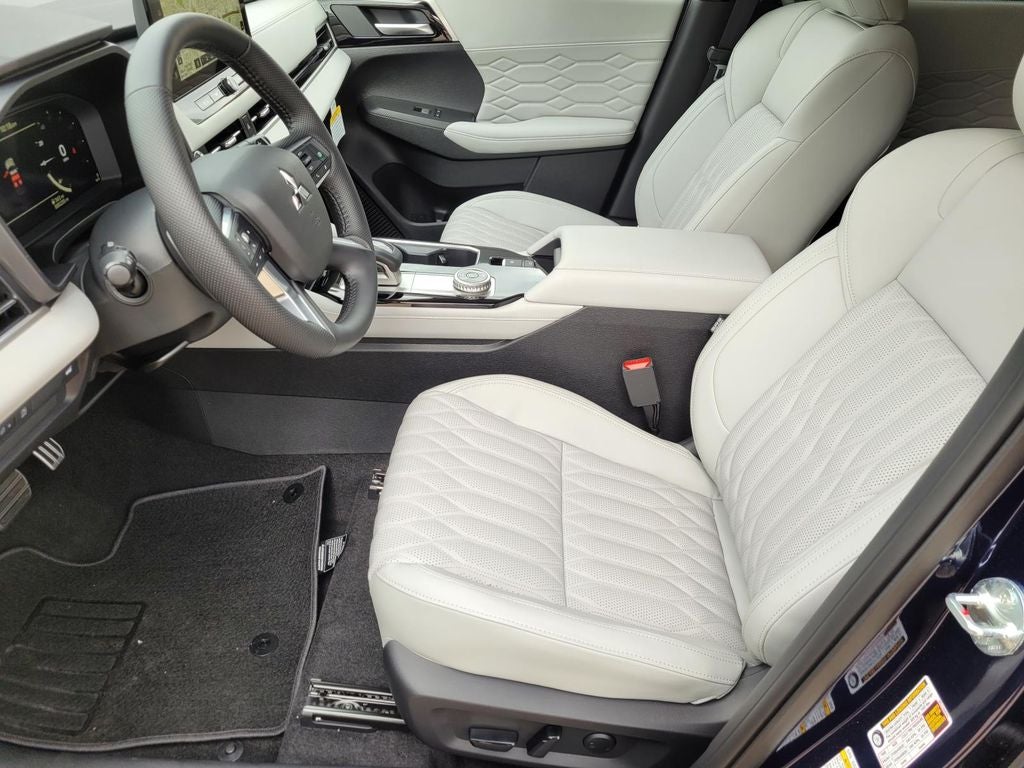 2026 Mitsubishi Outlander SEL