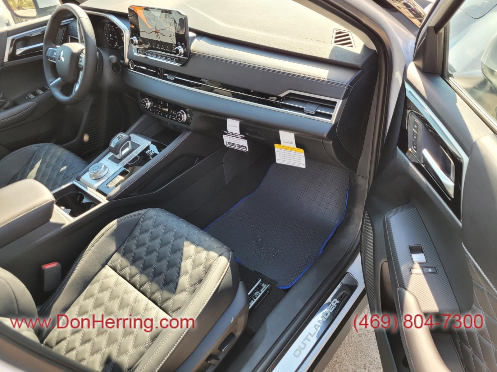 2025 Mitsubishi Outlander PHEV SEL AWC